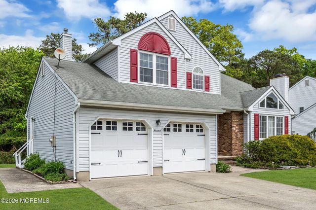 14 Jennifer Drive, Howell, NJ 07731