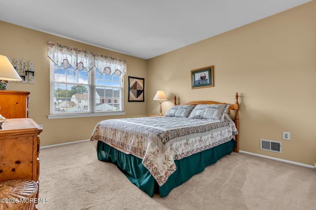 14 Jennifer Drive, Howell, NJ 07731