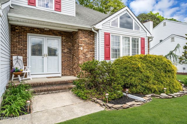 14 Jennifer Drive, Howell, NJ 07731