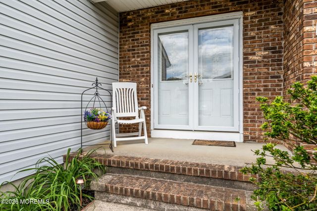 14 Jennifer Drive, Howell, NJ 07731