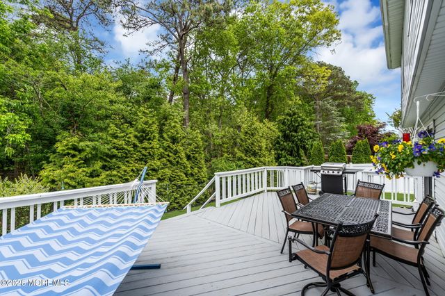 14 Jennifer Drive, Howell, NJ 07731