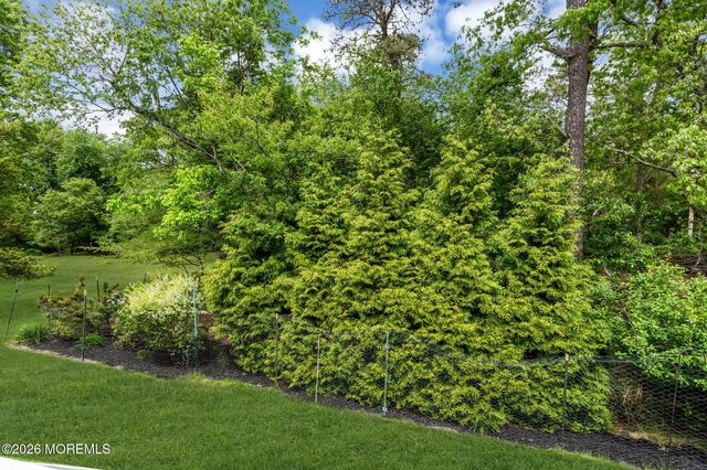 14 Jennifer Drive, Howell, NJ 07731