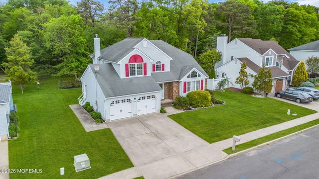 14 Jennifer Drive, Howell, NJ 07731