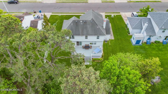 14 Jennifer Drive, Howell, NJ 07731