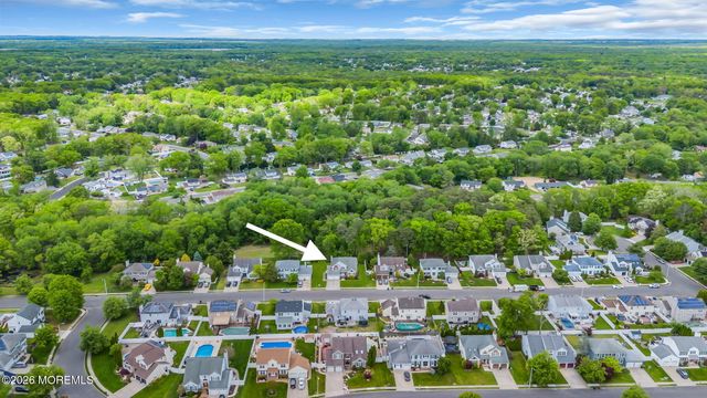 14 Jennifer Drive, Howell, NJ 07731