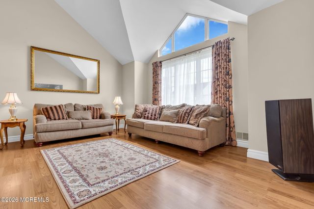 14 Jennifer Drive, Howell, NJ 07731