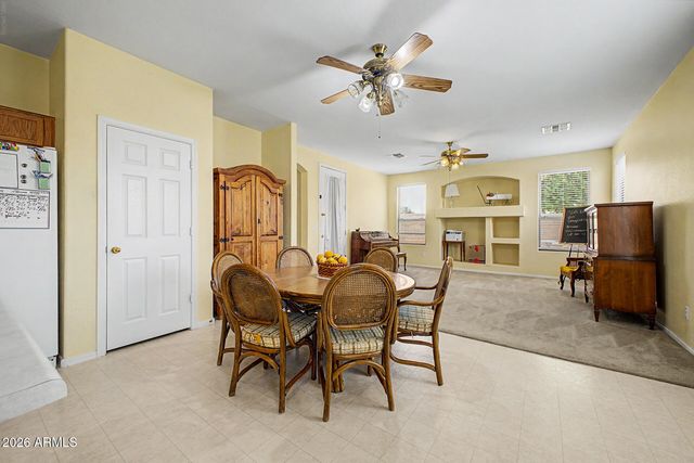 1300 E BOSI Court, San Tan Valley, AZ 85140