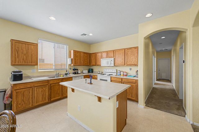 1300 E BOSI Court, San Tan Valley, AZ 85140