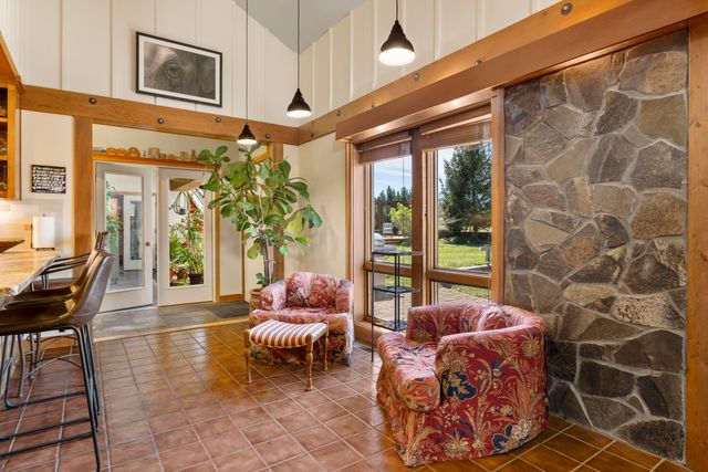 20875 Sholes Road, Bend, OR 97702