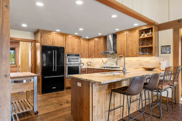 20875 Sholes Road, Bend, OR 97702