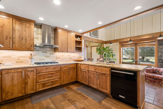 20875 Sholes Road, Bend, OR 97702