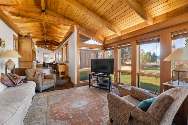 20875 Sholes Road, Bend, OR 97702