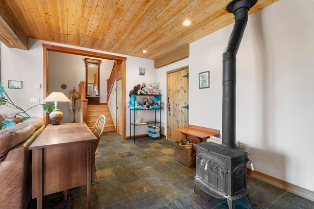 20875 Sholes Road, Bend, OR 97702