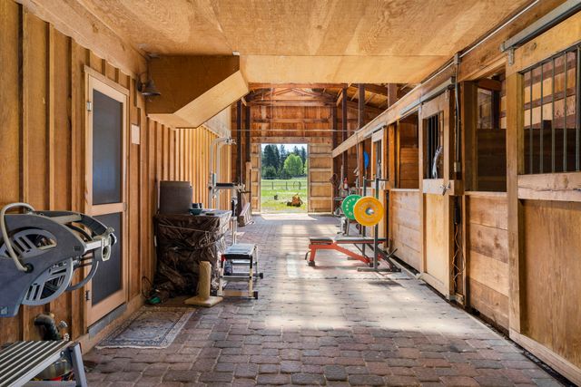 20875 Sholes Road, Bend, OR 97702