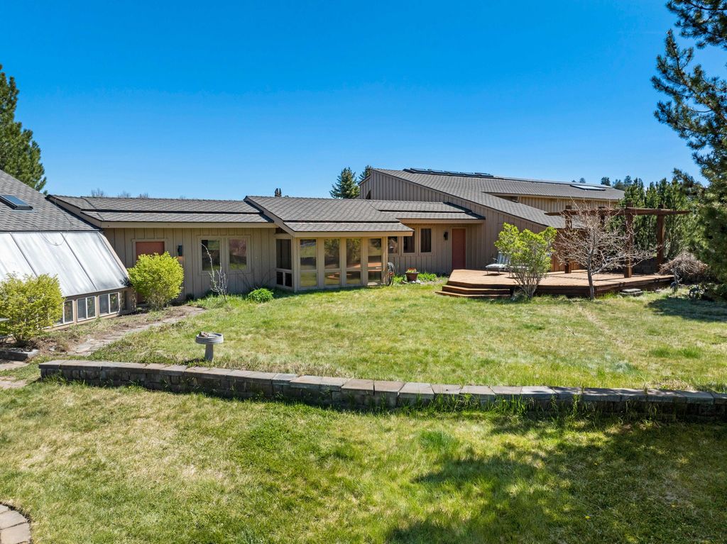 20875 Sholes Road, Bend, OR 97702
