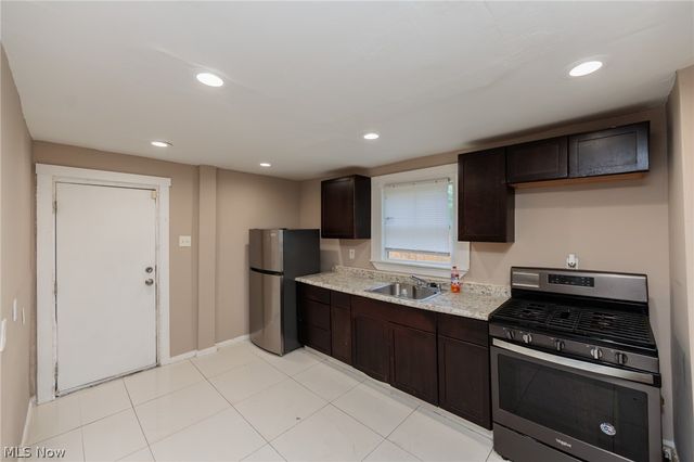 4239 E 98th Street, Cleveland, OH 44105