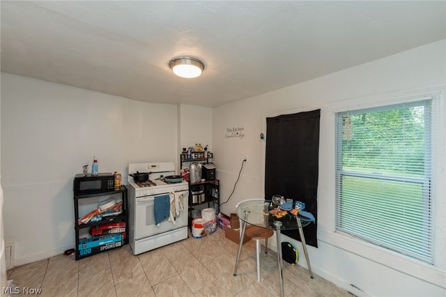 4239 E 98th Street, Cleveland, OH 44105