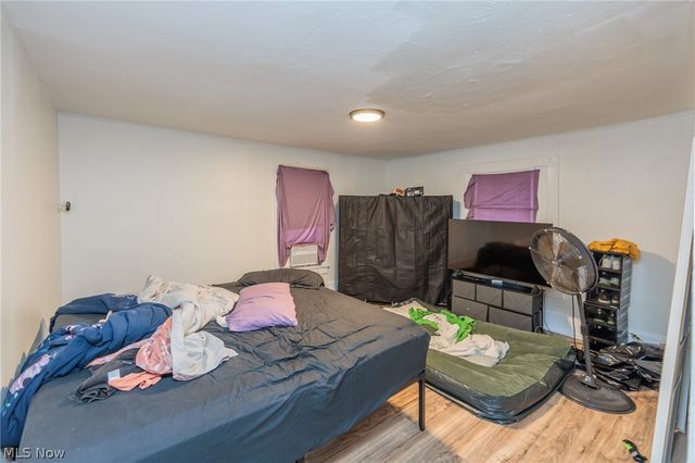 4239 E 98th Street, Cleveland, OH 44105