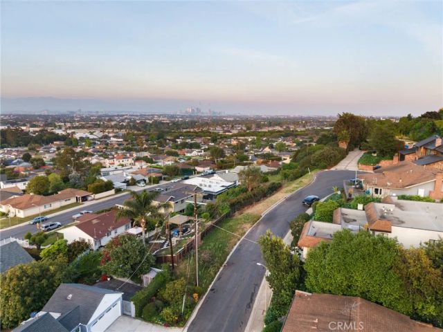 5261 Weatherford Dr, Los Angeles, CA 90008