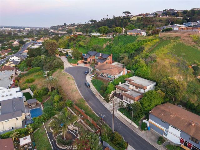 5261 Weatherford Dr, Los Angeles, CA 90008
