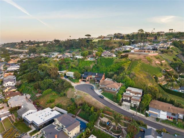 5261 Weatherford Dr, Los Angeles, CA 90008