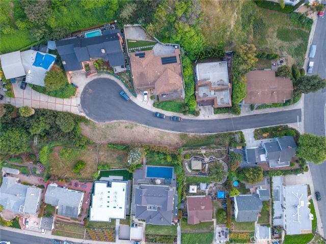 5261 Weatherford Dr, Los Angeles, CA 90008
