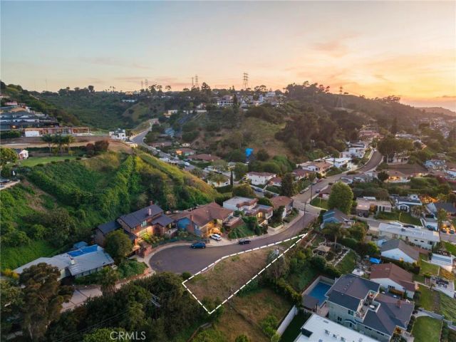 5261 Weatherford Dr, Los Angeles, CA 90008