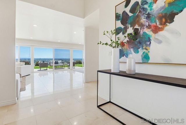 2767 Palomino, La Jolla, CA 92037