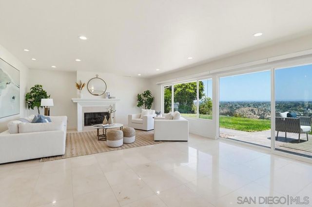 2767 Palomino, La Jolla, CA 92037