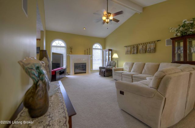 5125 Oaklawn Park Dr, Louisville, KY 40299