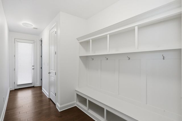 496 FALLEN TIMBERS LN, Collierville, TN 38017