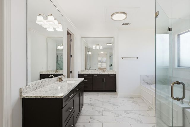 496 FALLEN TIMBERS LN, Collierville, TN 38017