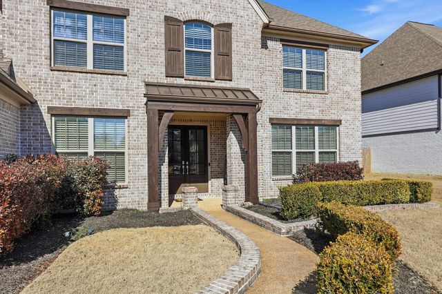 496 FALLEN TIMBERS LN, Collierville, TN 38017