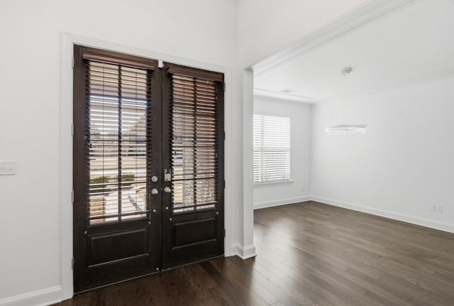 496 FALLEN TIMBERS LN, Collierville, TN 38017