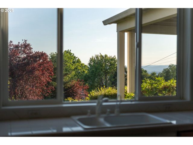 14405 Nw VALLEY VIEW Ln, Portland, OR 97231