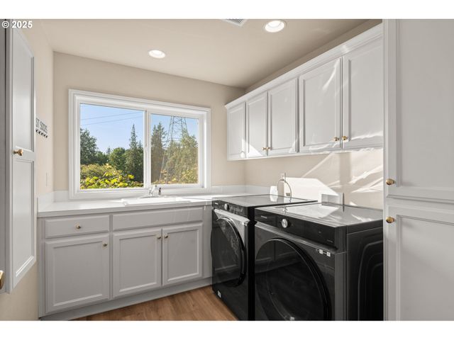 14405 Nw VALLEY VIEW Ln, Portland, OR 97231
