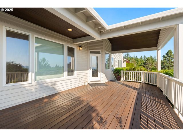 14405 Nw VALLEY VIEW Ln, Portland, OR 97231