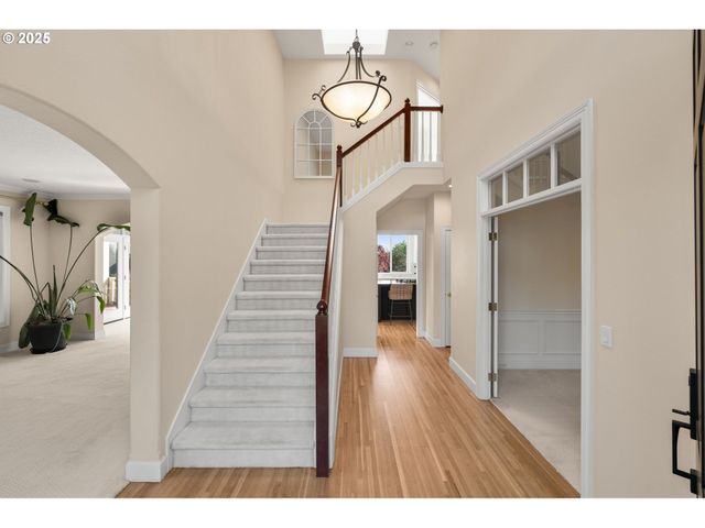 14405 Nw VALLEY VIEW Ln, Portland, OR 97231