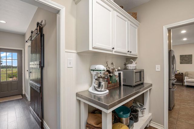 384 County Road 1875, Grapeland, TX 75844