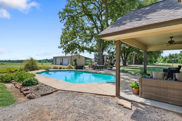 384 County Road 1875, Grapeland, TX 75844