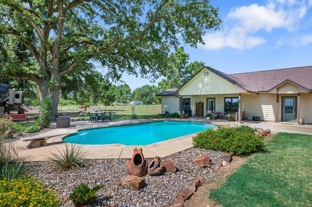 384 County Road 1875, Grapeland, TX 75844