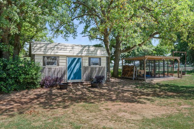 384 County Road 1875, Grapeland, TX 75844