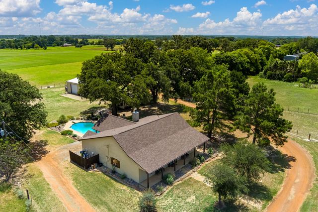 384 County Road 1875, Grapeland, TX 75844