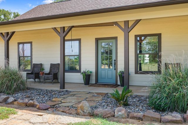 384 County Road 1875, Grapeland, TX 75844