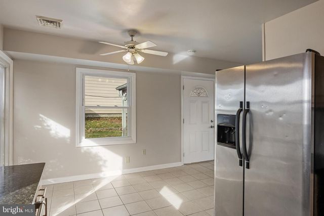 27 MARSHAL LN, Willingboro, NJ 08046