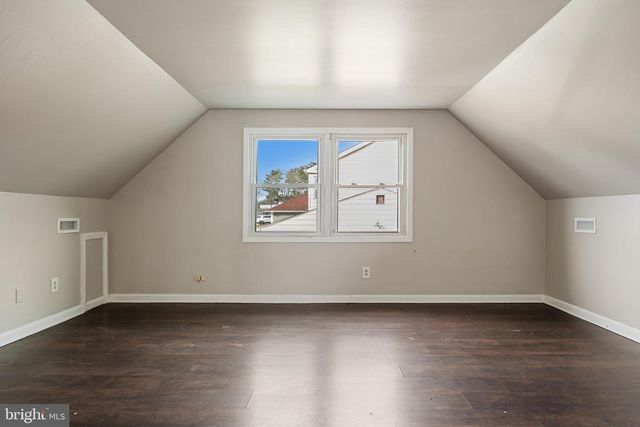 27 MARSHAL LN, Willingboro, NJ 08046