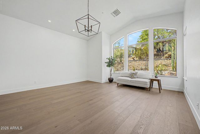 13782 E LAUREL Lane, Scottsdale, AZ 85259