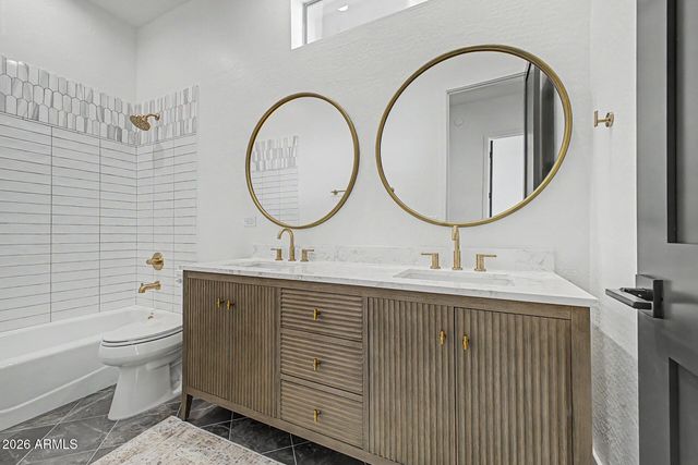 13782 E LAUREL Lane, Scottsdale, AZ 85259
