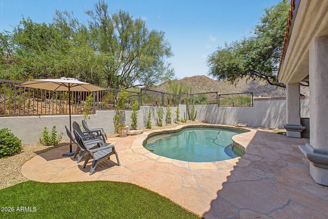 13782 E LAUREL Lane, Scottsdale, AZ 85259