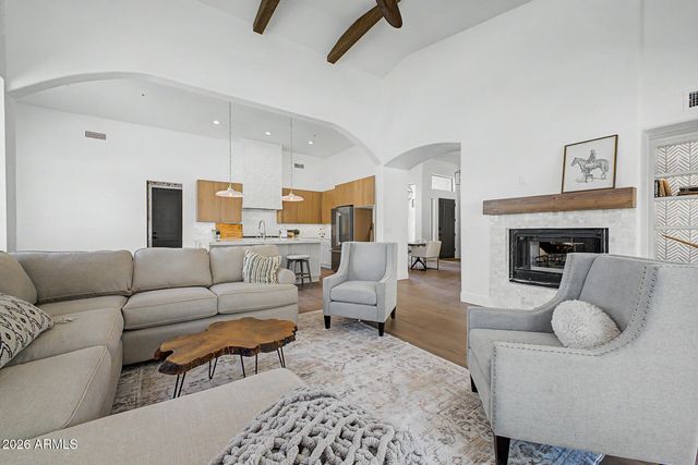 13782 E LAUREL Lane, Scottsdale, AZ 85259